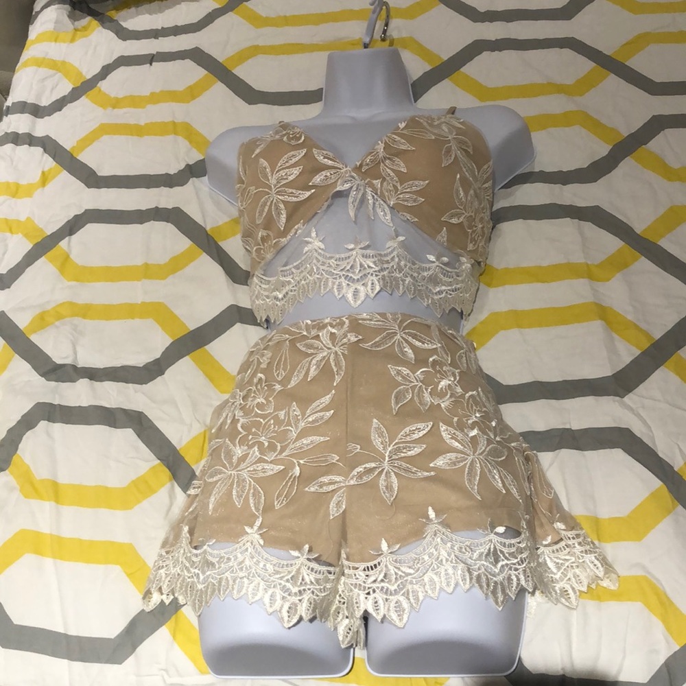 Medium Tan Lace Set top & shorts